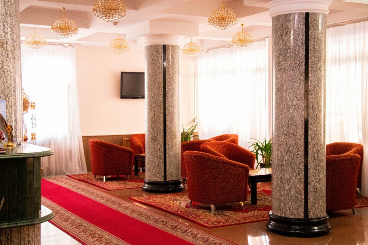 Altyn Dala Hotel Astana Exteriér fotografie